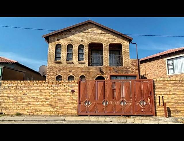 3 BEDROOM HOUSE FOR SALE IN KLIPSPRUIT
